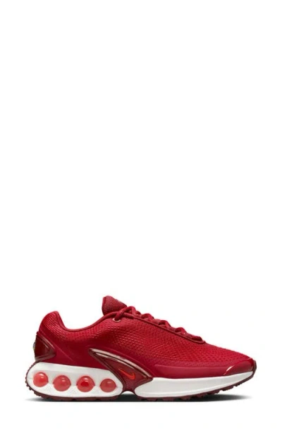 Nike Air Max Dn Sneaker