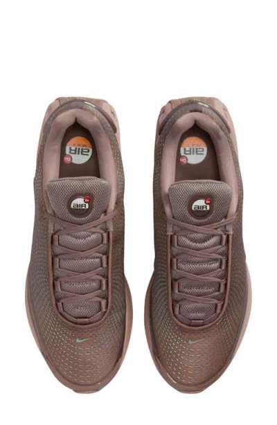 Nike Air Max Dn Sneaker