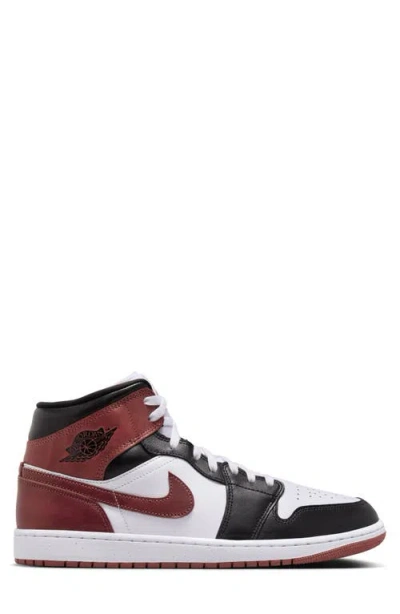 Jordan Air  1 Mid Sneaker