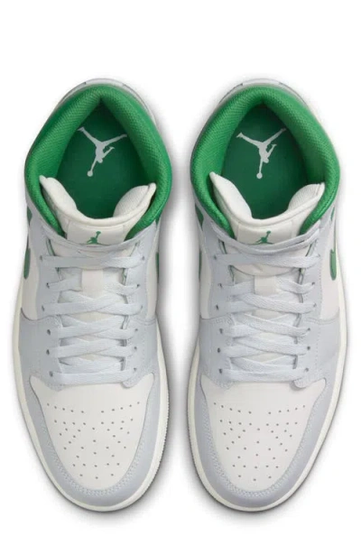 Jordan Air  1 Mid Sneaker