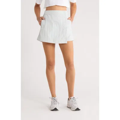 Nike Sportswear Essential Water Repellent Woven Skort