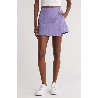 Nike Sportswear Essential Water Repellent Woven Skort