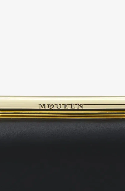 Alexander Mcqueen Mcqueen T-bar Box Clutch