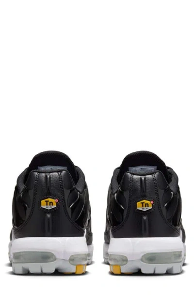 Nike Air Max Plus Sneaker