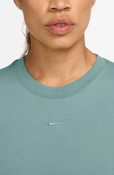 Nike Sportswear Crop T-shirt