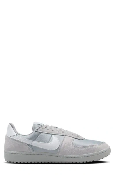 Nike Field General Sneaker
