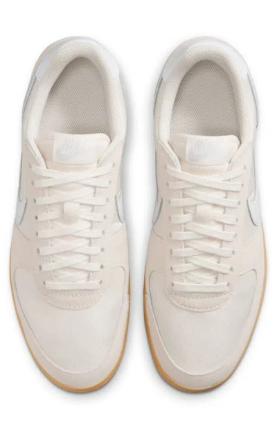 Nike Field General Sneaker