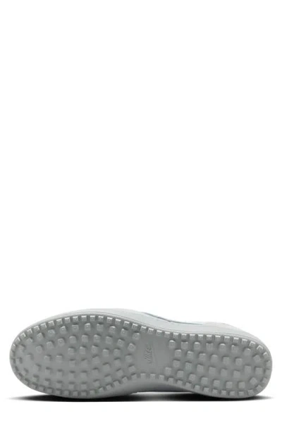 Nike Field General Sneaker