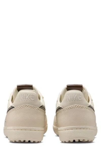 Nike Field General Sneaker