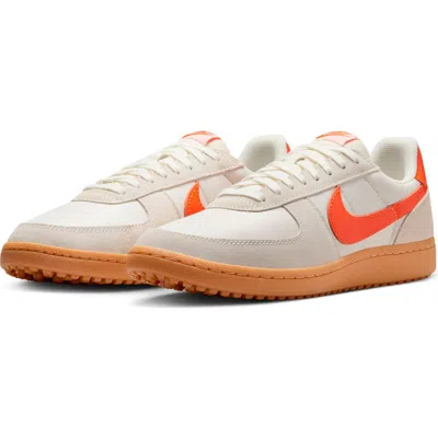 Nike Field General Sneaker