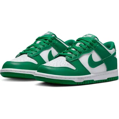 Nike Kids' Dunk Low Basketball Sneaker