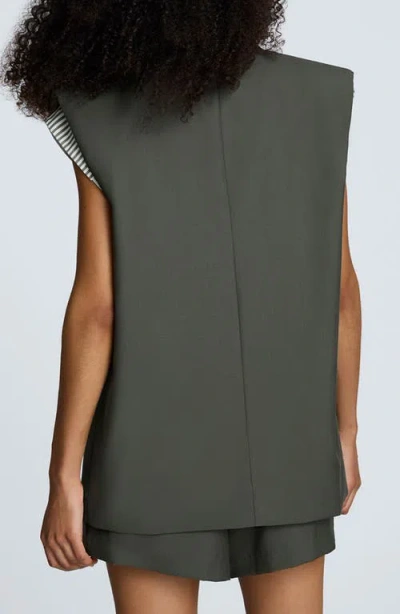 Kenneth Cole Luxe Twill Three Button Notch Collar Vest In Gray