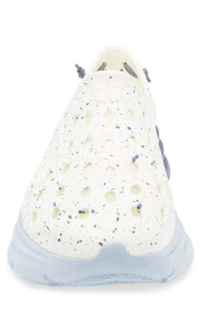 Kane Gender Inclusive Revive Shoe