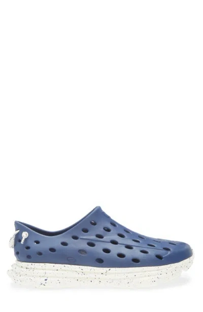 Kane Gender Inclusive Revive Shoe