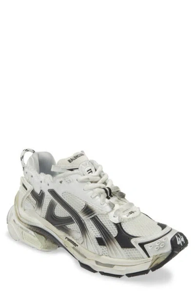 Balenciaga Runner Sneaker