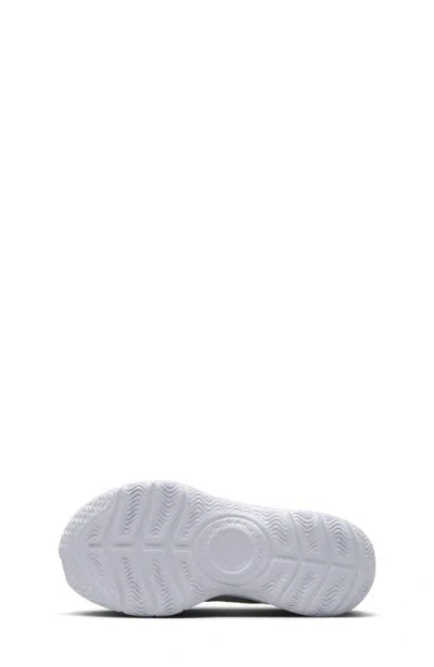 Nike Flex Runner 3 Slip-on Shoe