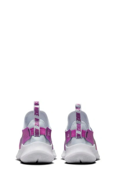 Nike Flex Runner 3 Slip-on Shoe