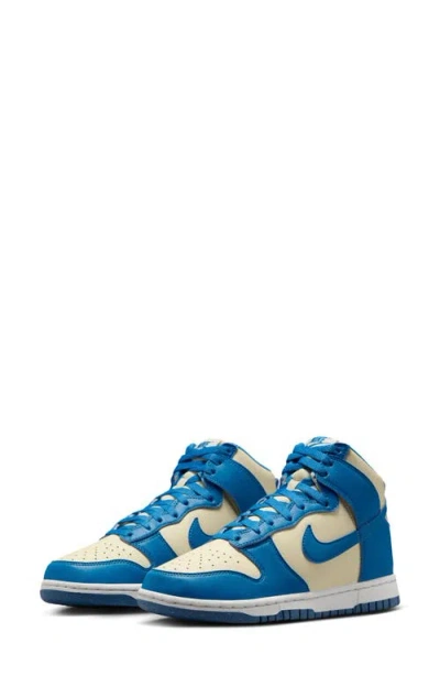 Nike Dunk Hi Basketball Sneaker