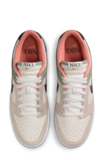 Nike Dunk Low Retro Se Basketball Sneaker