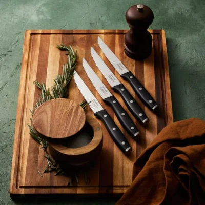 Cuisine::pro ® Set Of 4 Iconix Steak Knives In Black