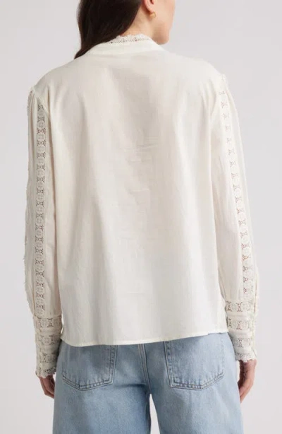 Caslonr Caslon(r) Pretty Lace Panel Button-up Shirt