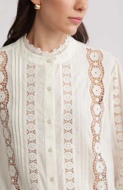 Caslonr Caslon(r) Pretty Lace Panel Button-up Shirt