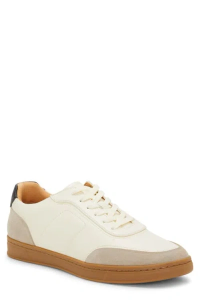 Vince Camuto Bayrd Sneaker