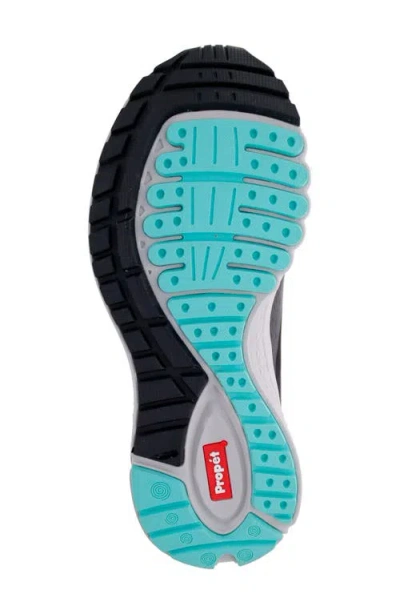 Propét One Evolve Walking Sneaker