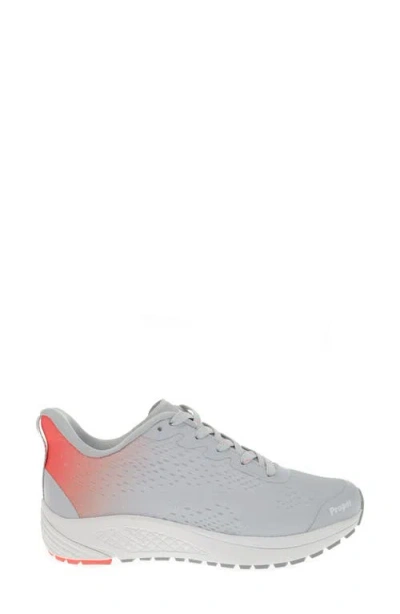 Propét One Evolve Walking Sneaker