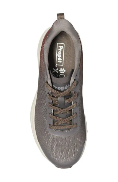 Propét One Evolve Walking Sneaker
