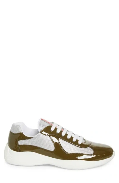 Prada Round Head Low-cut Sneakers