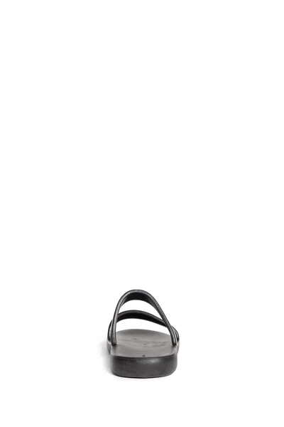 The Row Foam Rubber Dual-band Slide Sandals In Black