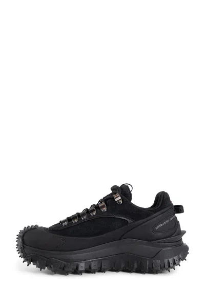 Moncler Sneakers Trailgrip Lite3 En Nubuck Et Daim In Black