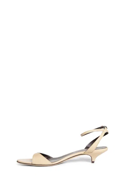 The Row Vika Tacco A Spillo In Beige