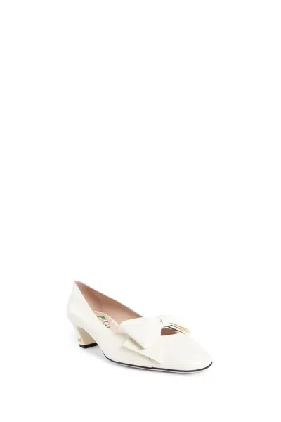 Valentino Garavani Bowow Pumps In Yellow