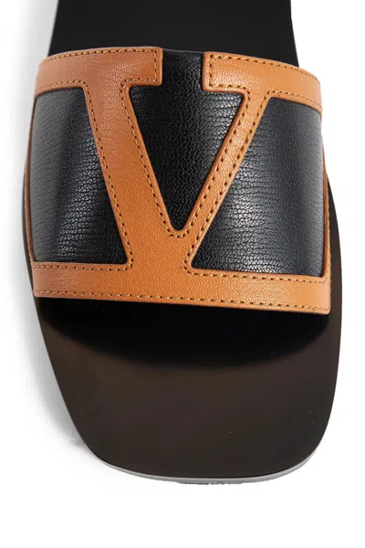 Valentino Garavani Black Leather Viva Superstar Slippers In Brown