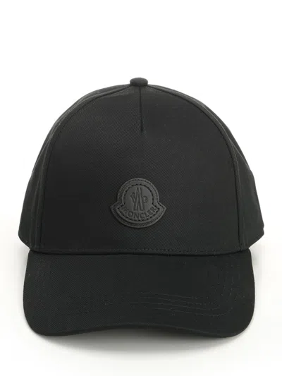 Moncler Casquette En Gabardine De Coton In Black