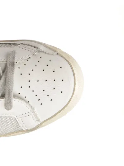 Golden Goose Superstar White Low-top Sneaker With Star Patch On The Side And Lettering Logo In Leather Man