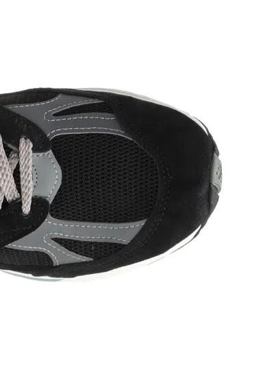 New Balance 991v2 Suede Low-top Sneakers In Black