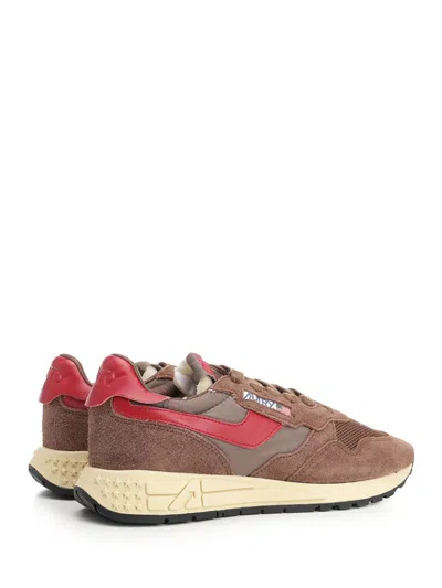 Autry Low Top Sneakers Rubber Sole In Brown