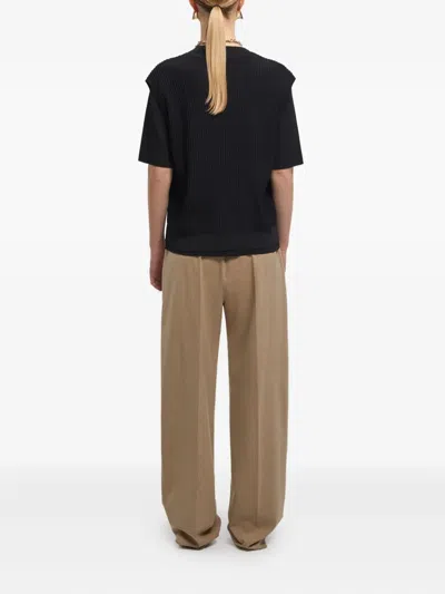 Aeron Orca Top In Black