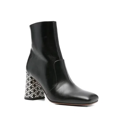 Chie Mihara Ankle Boots In Black
