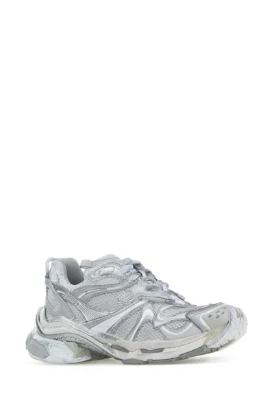 Balenciaga Men Grey Runner 2 Sneakers