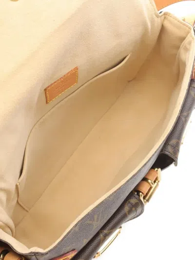 Pre-owned Louis Vuitton 2005 Hudson Pm Shoulder Bag In Brown