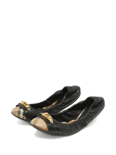 Pre-owned Burberry Check Leather Flats