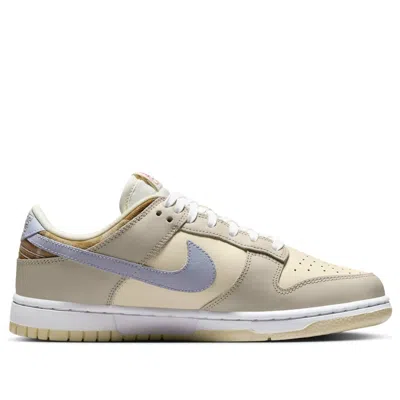 Nike (wmns)  Dunk Low 'camo Collar' In Neutral