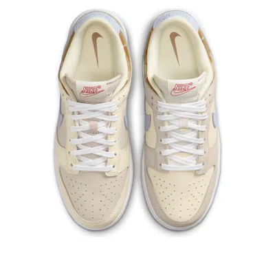 Nike (wmns)  Dunk Low 'camo Collar' In Neutral