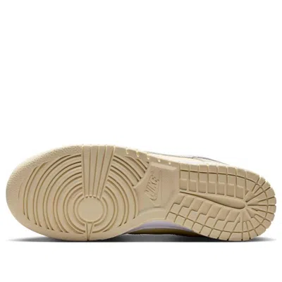 Nike (wmns)  Dunk Low 'camo Collar' In Neutral