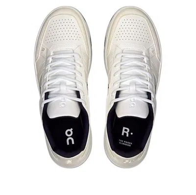On Running The Roger Clubhouse "white/midnight" Sneakers In Neutral