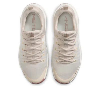 Nike Free Metcon 6 In Neutral